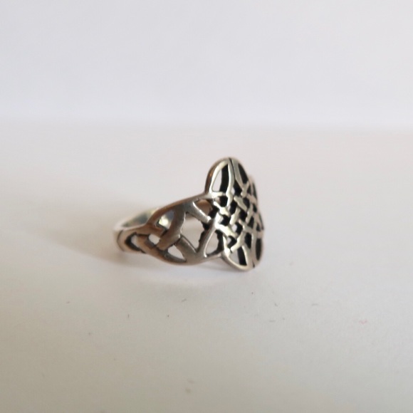 Sterling Silver-Celtic Ring-Gothic -Knot Ring - Picture 5 of 5